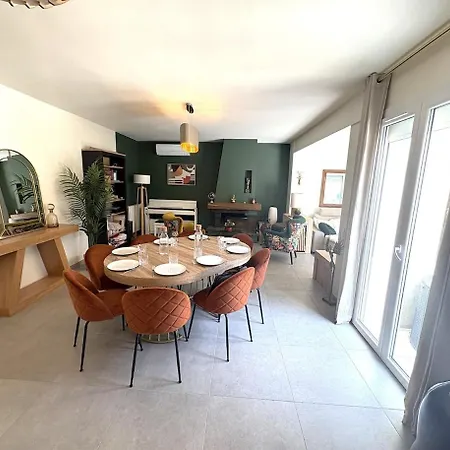 Proche De La - Renovee Et Lumineuse - Piscine, Terrain De Petanques Et Clim Villa